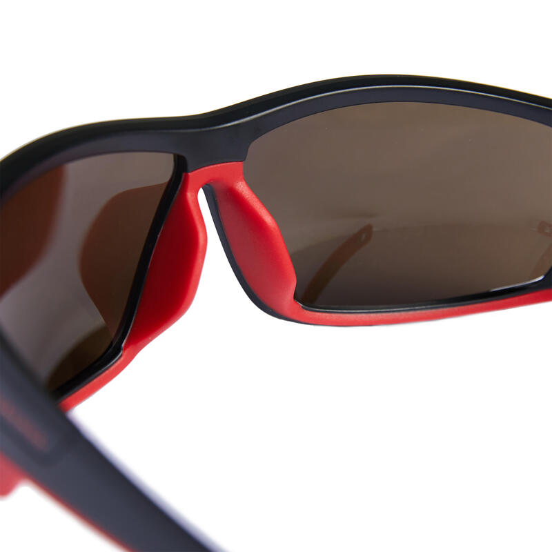 MH570 Category 4 Polarising Hiking Sunglasses - Black/|Red - Decathlon