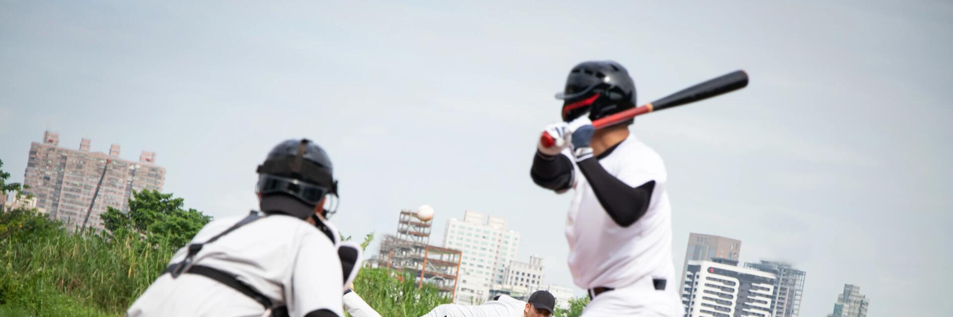 Mit unserer Hilfe den richtigen Baseballschläger aus Holz finden!