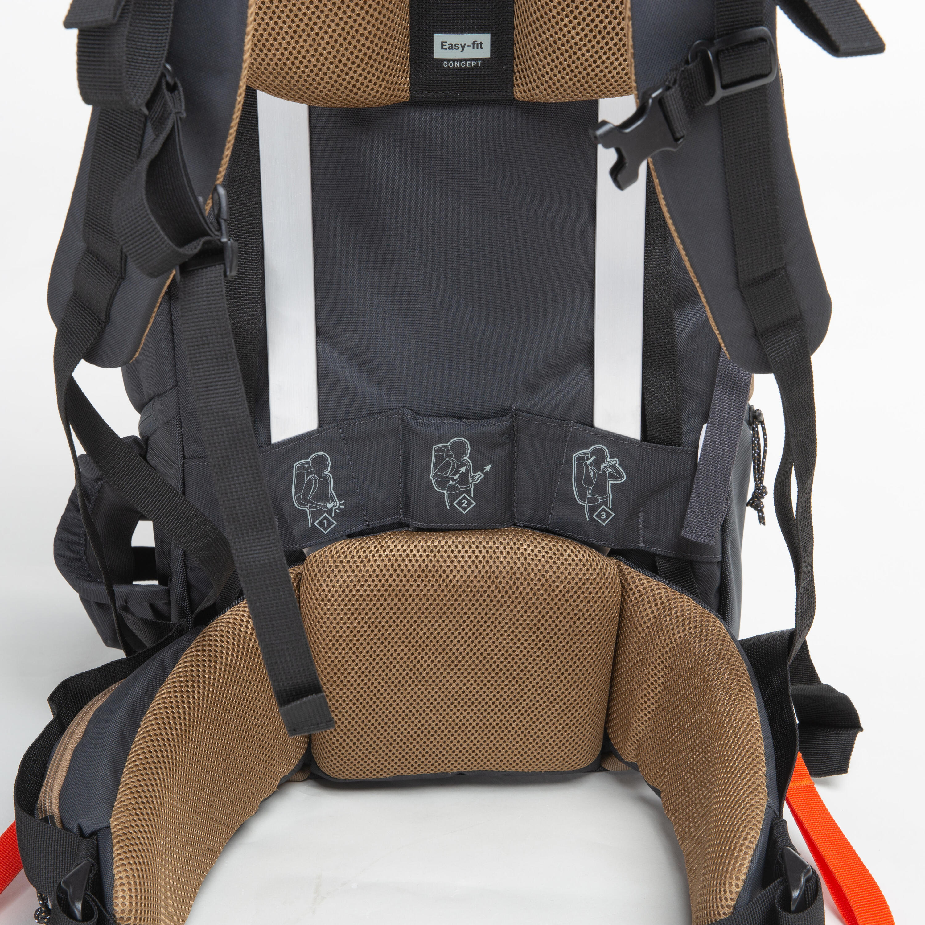 Men’s trekking backpack 70L - MT100 Easyfit 4/6