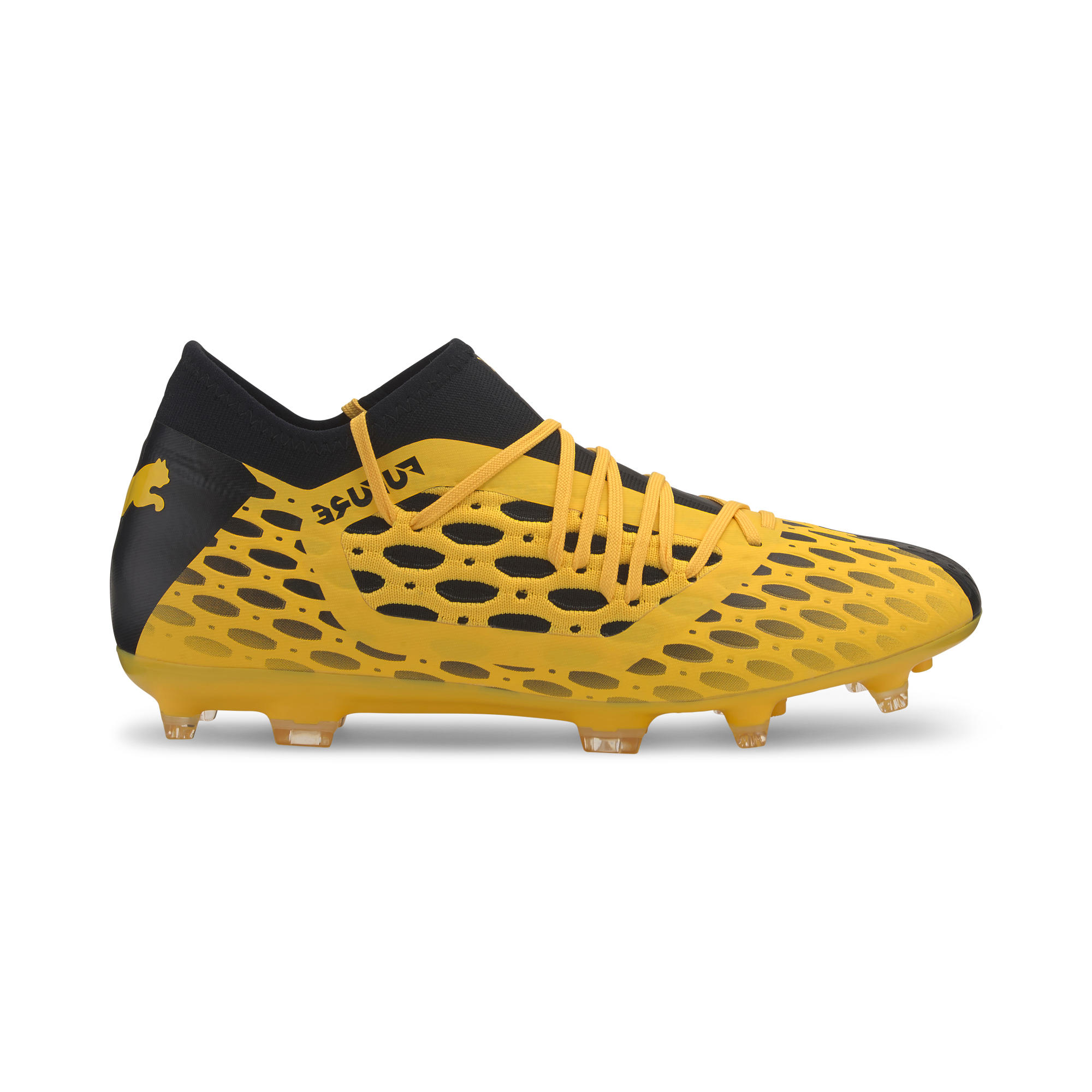 adults football boots