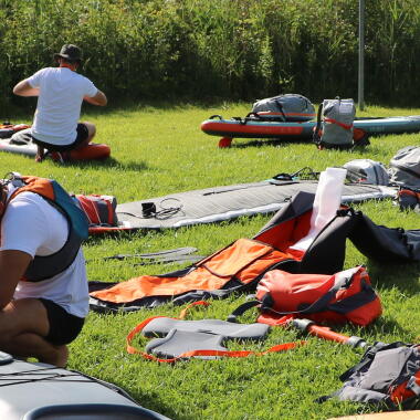COME SCEGLIERE L' AIUTO AL GALLEGGIAMENTO PER LO STAND UP PADDLE O IL KAYAK | DECATHLON
