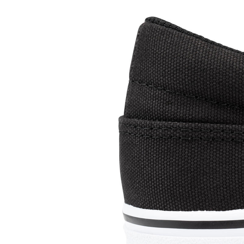 ZAPATILLAS DE SKATE VULCA 100 SLIP-ON NEGRO BLANCO 