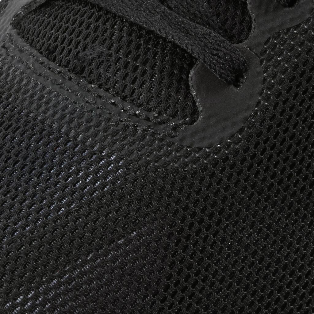 Črni in beli ženski čevlji NIKE REVOLUTION