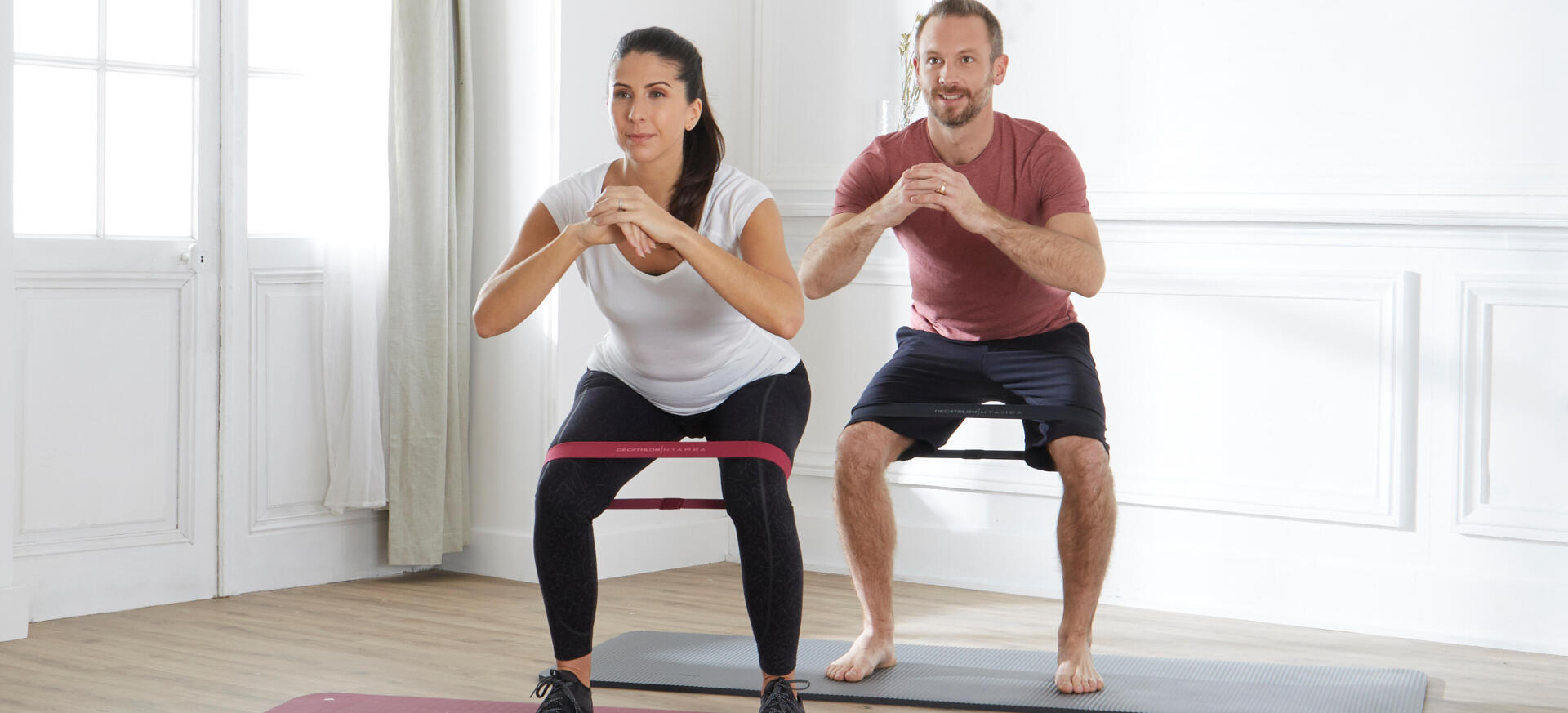 Palla Da Pilates 65cm Blu - Per Esercizi Di Rafforzamento Schiena E Addominali - Foto 3