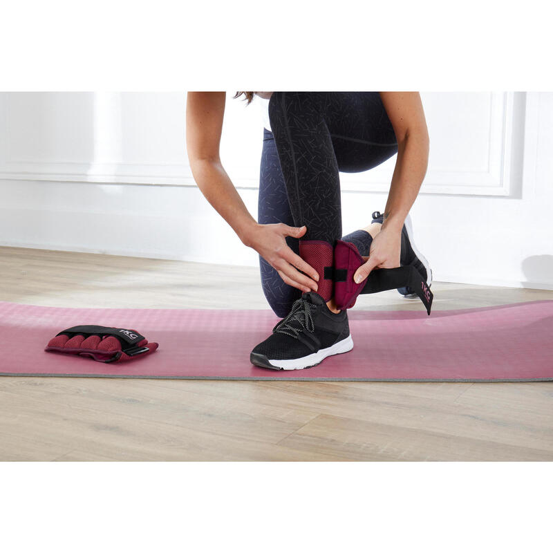 HALTERES MALEÁVEIS DE GINÁSTICA E PILATES REGULÁVEIS 1 KG BORDÔ (CONJUNTO DE 2)