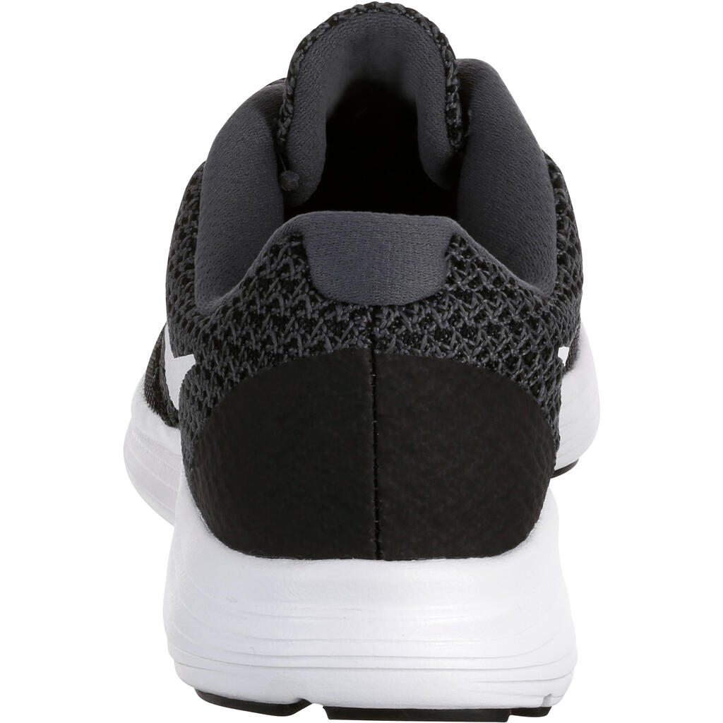 Črni in beli ženski čevlji NIKE REVOLUTION