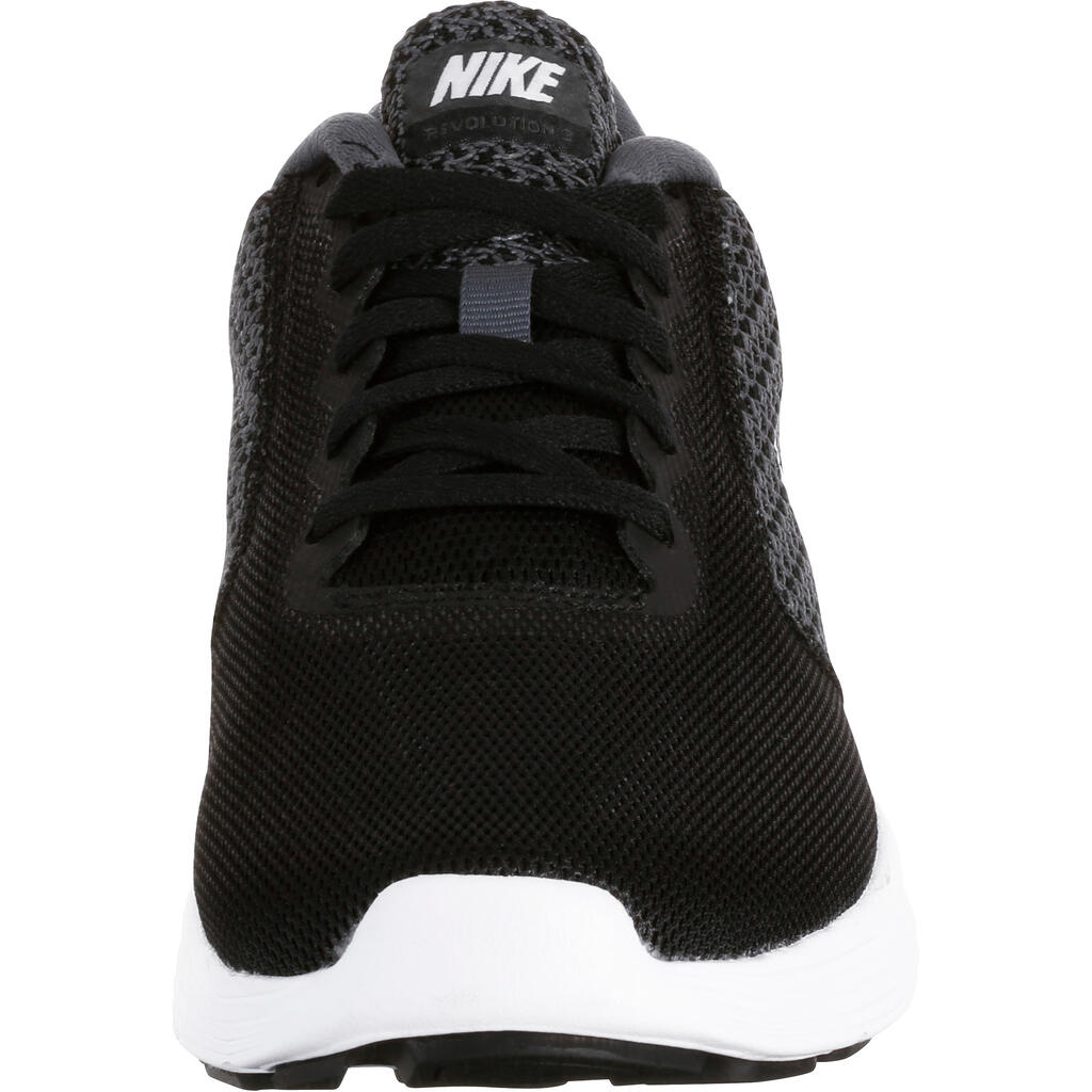 Črni in beli ženski čevlji NIKE REVOLUTION