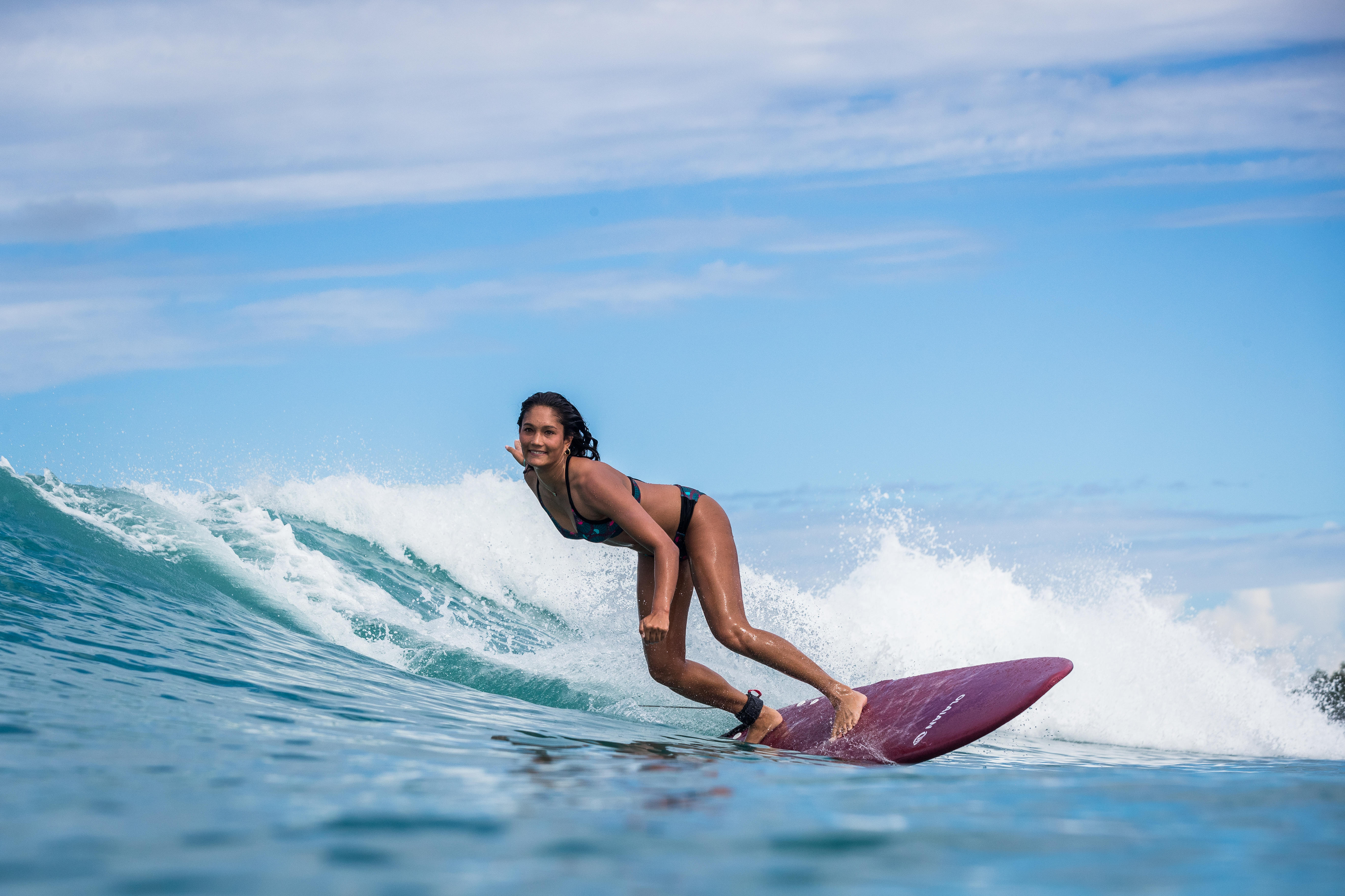 Planche de surf en mousse 7' 500. Livrée avec 1 cordon et 3 ailerons. - OLAIAN