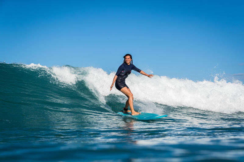Krótka pianka surfingowa damska Olaian 500 Waku krótki rękaw