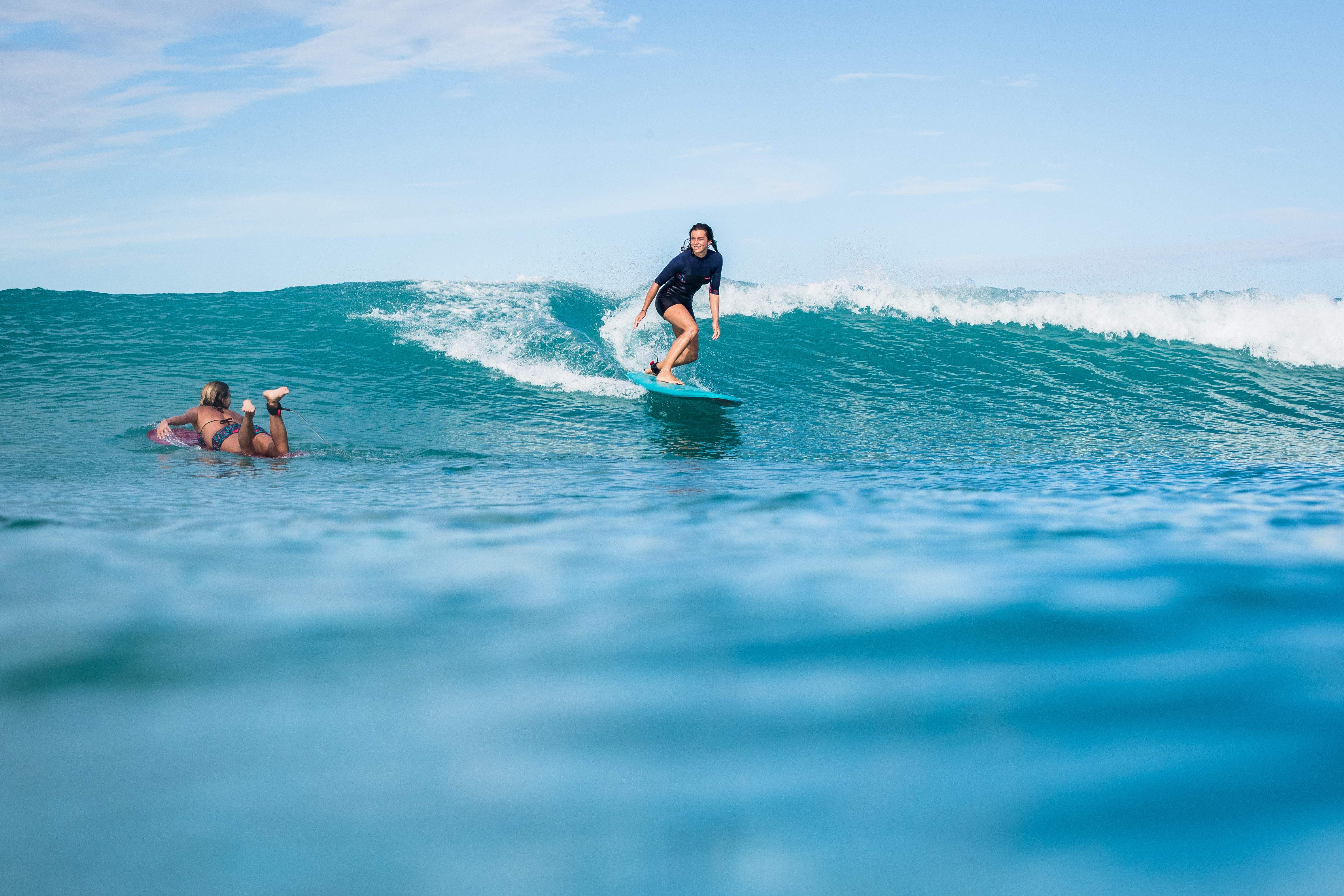 Women's Surfing Wetsuit - Shorty 500 Blue - Navy blue, Galaxy blue, Ultra  pink - Olaian - Decathlon