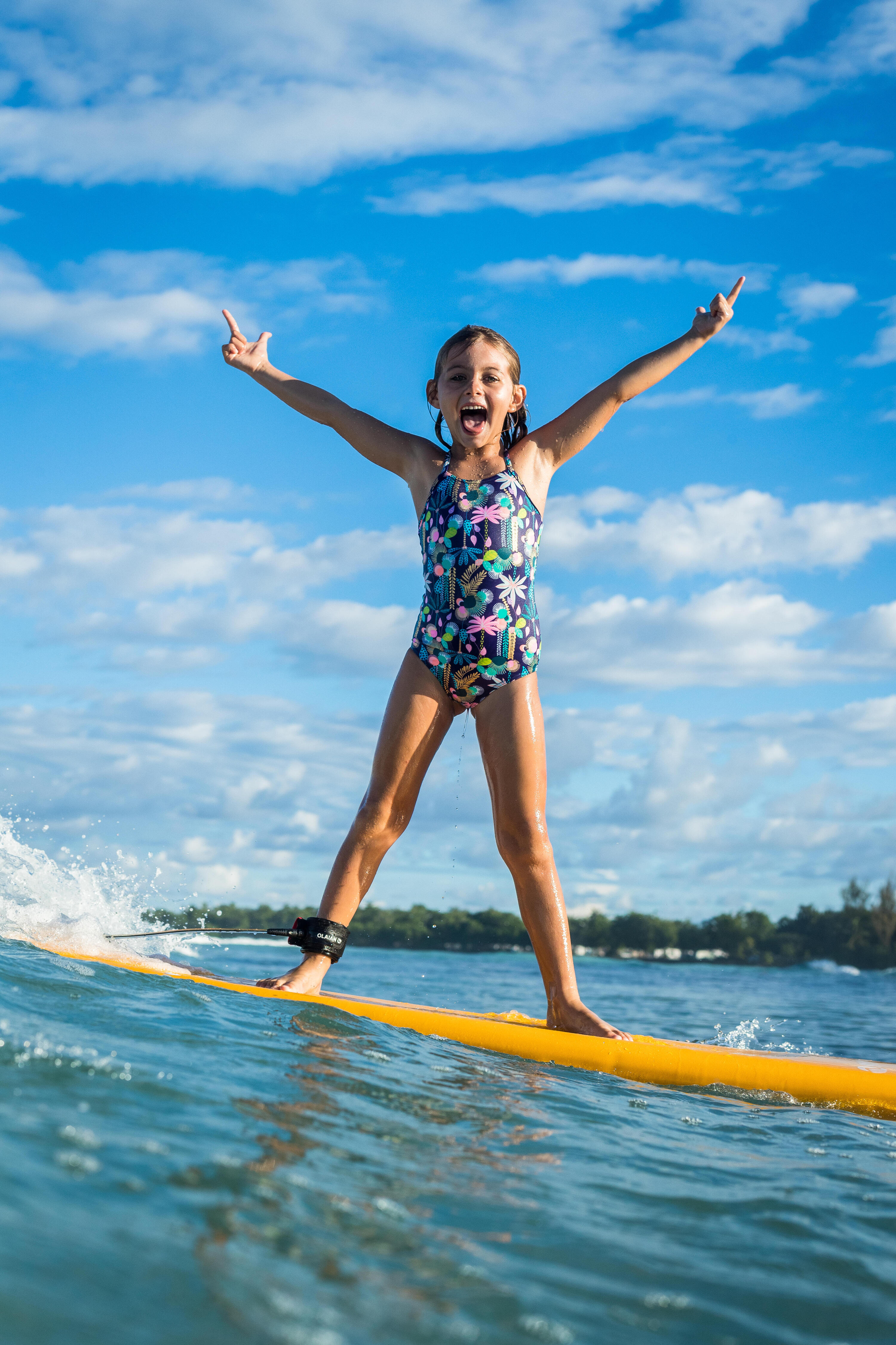 Surfboard Schaumstoff - 100 inkl. Leash und 3 Finnen 6'8"  17/21