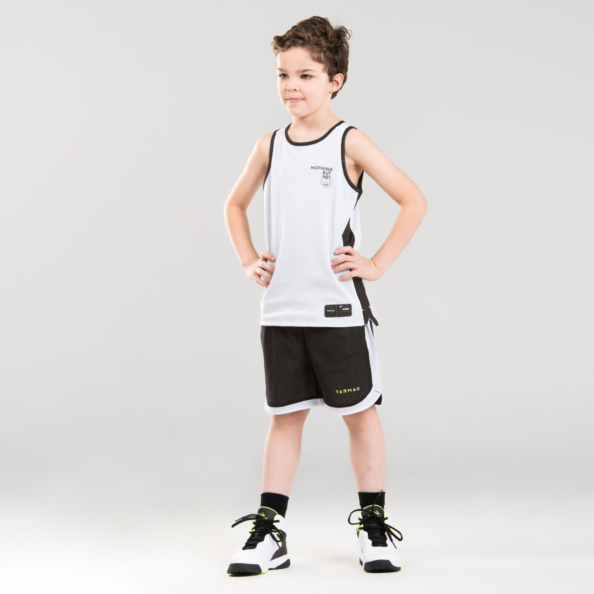 Boys'/Girls' Intermediate Reversible Basketball Shorts SH500R - White/Black 4/9