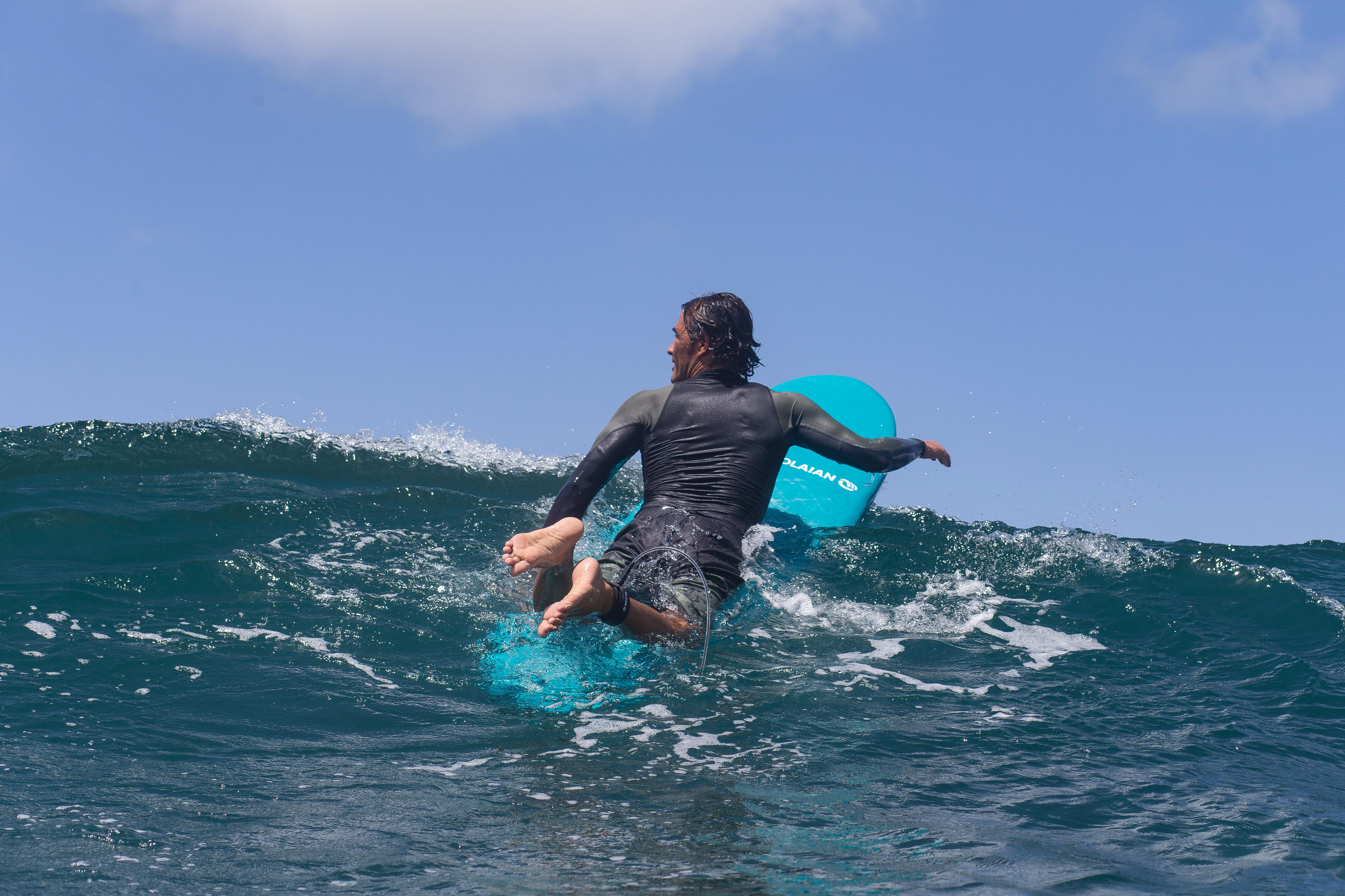 Planche de surf en mousse – 500 Livrée avec 1 laisse et 3 ailerons. - OLAIAN