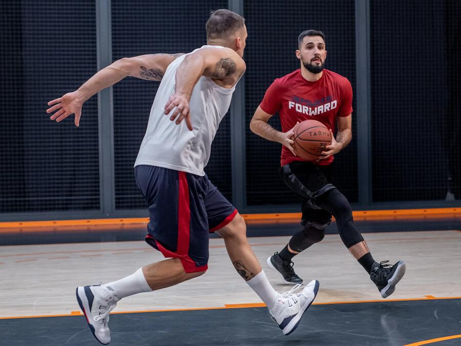 Come scegliere il tuo outfit da Basket Uomo?