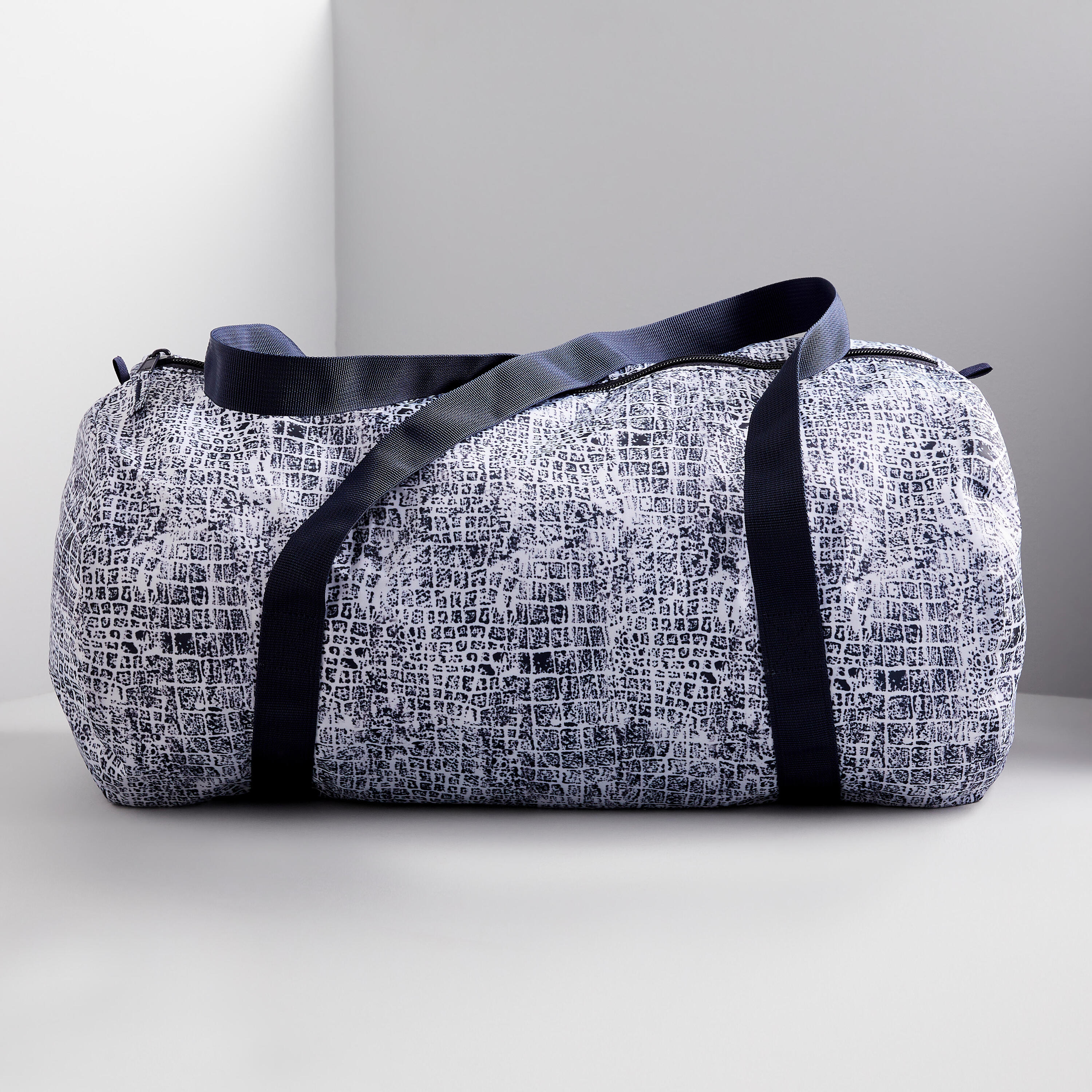 Fold-Down Fitness Bag 30L - Printed White 2/5