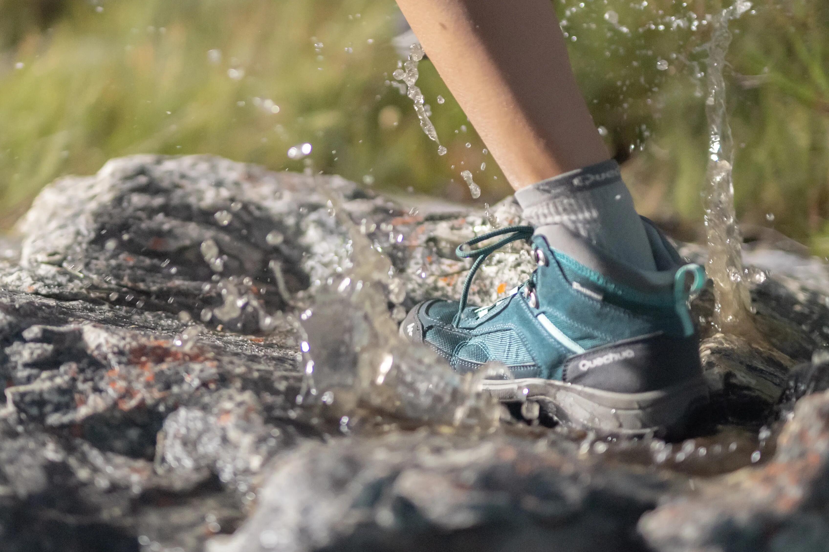 waterproof-hiking-shoes