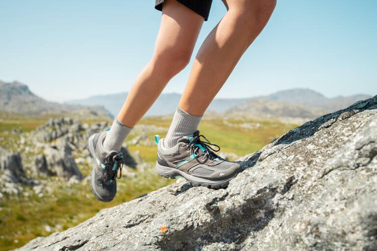 Women’s Waterproof Mountain Walking Shoes - MH100 - Grey/Blue