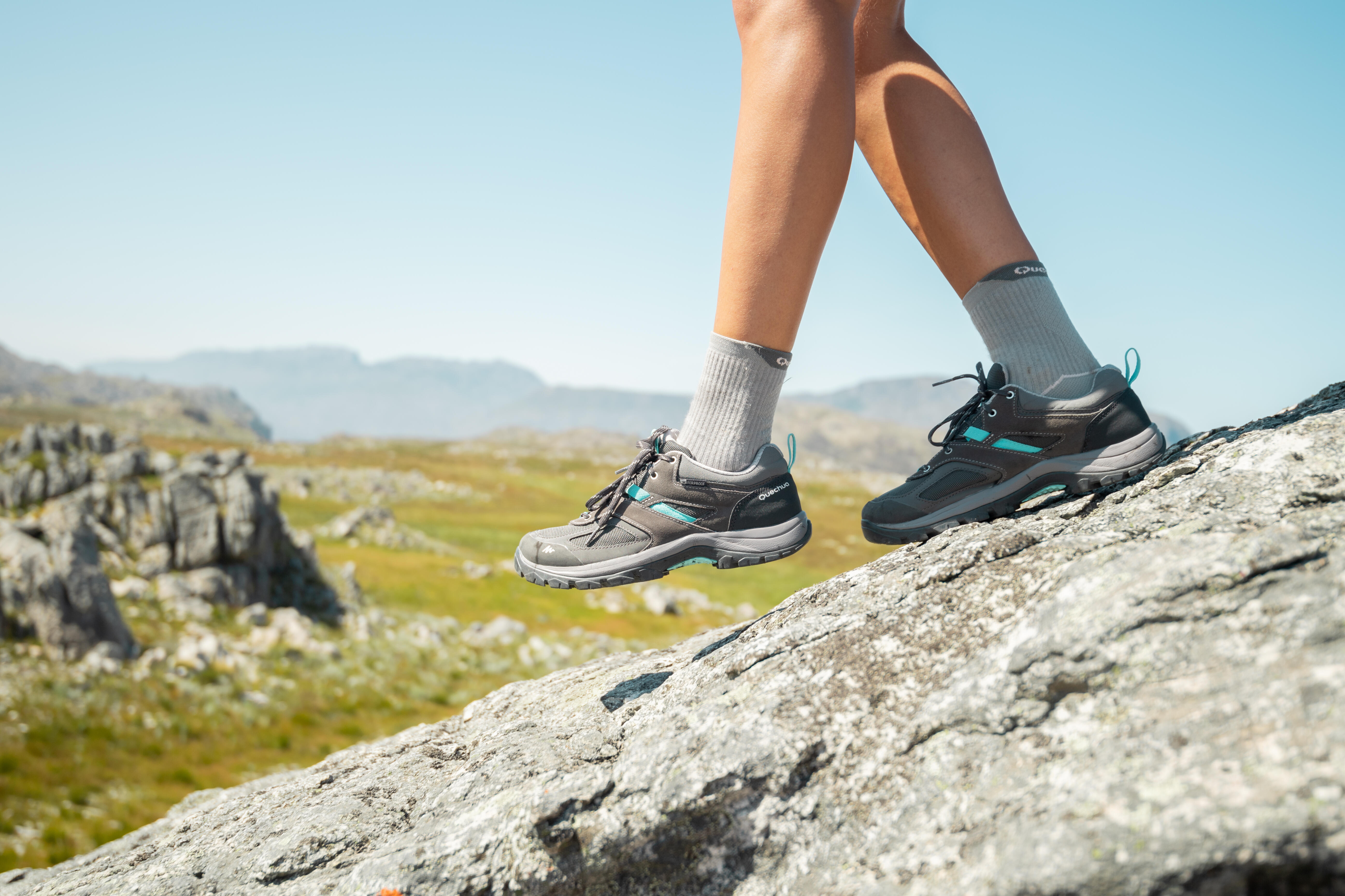 Chaussures de randonnée imperméables femme – MH 100 gris/bleu - QUECHUA