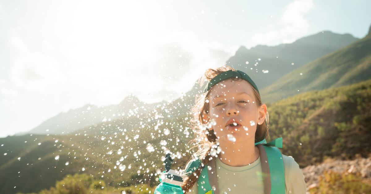 3 Activities You Can Do With Your Water Bottles While Hiking