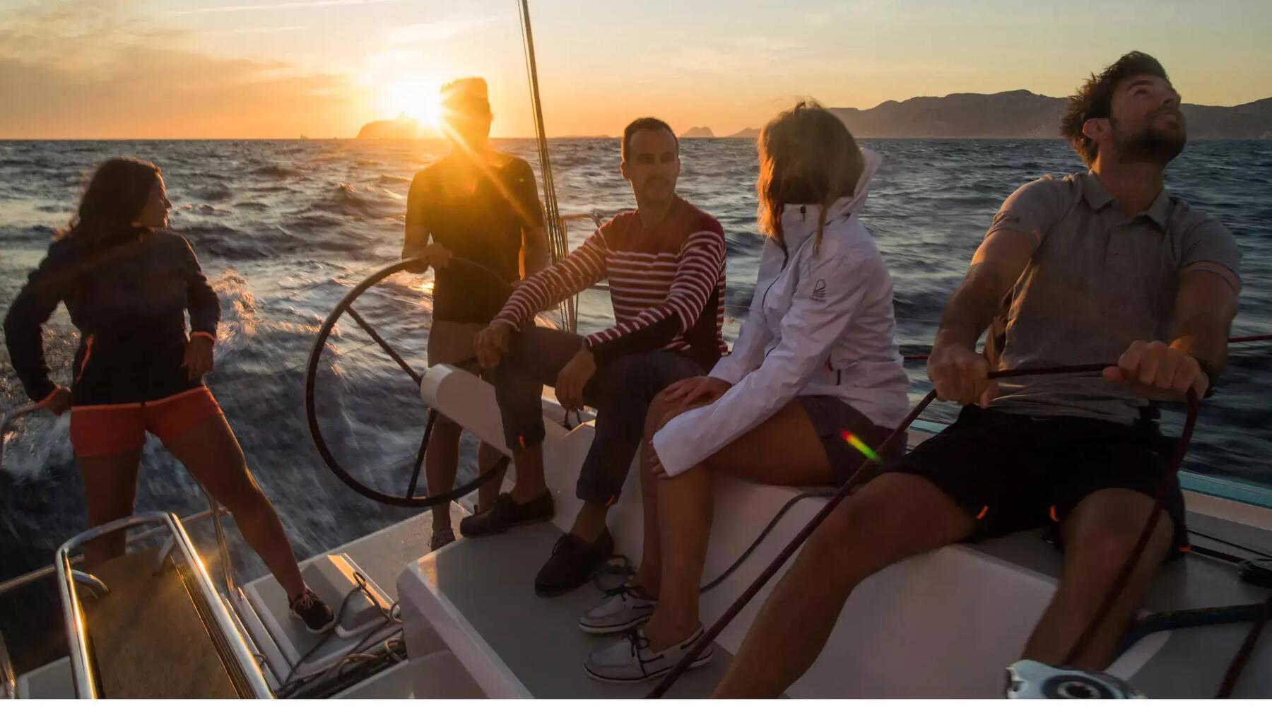 CUM SĂ-TI CURETI SI SA ITI INTRETII INCALTAMINTEA PENTRU NAVIGATIE