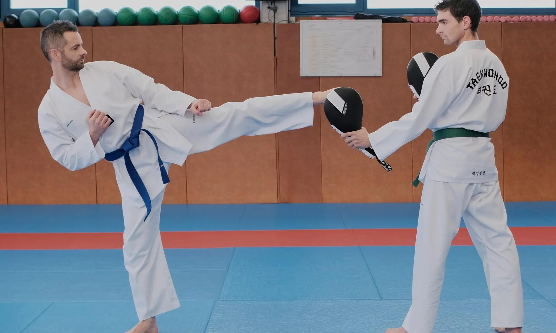 Quels sont les équipements nécessaires pour le taekwondo ?