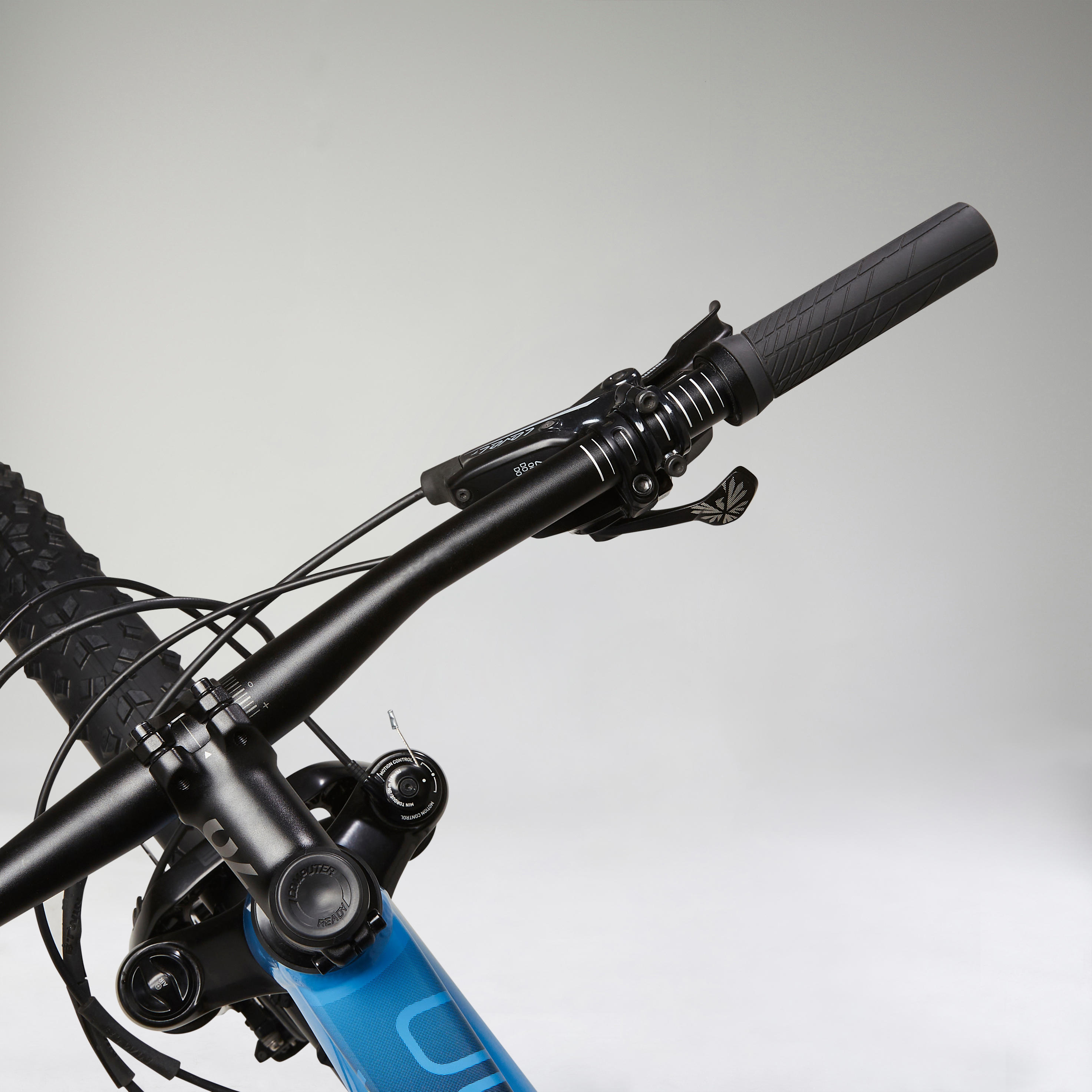 Mountain Bike XC 500 27.5"+ Eagle - Sky Blue 9/11