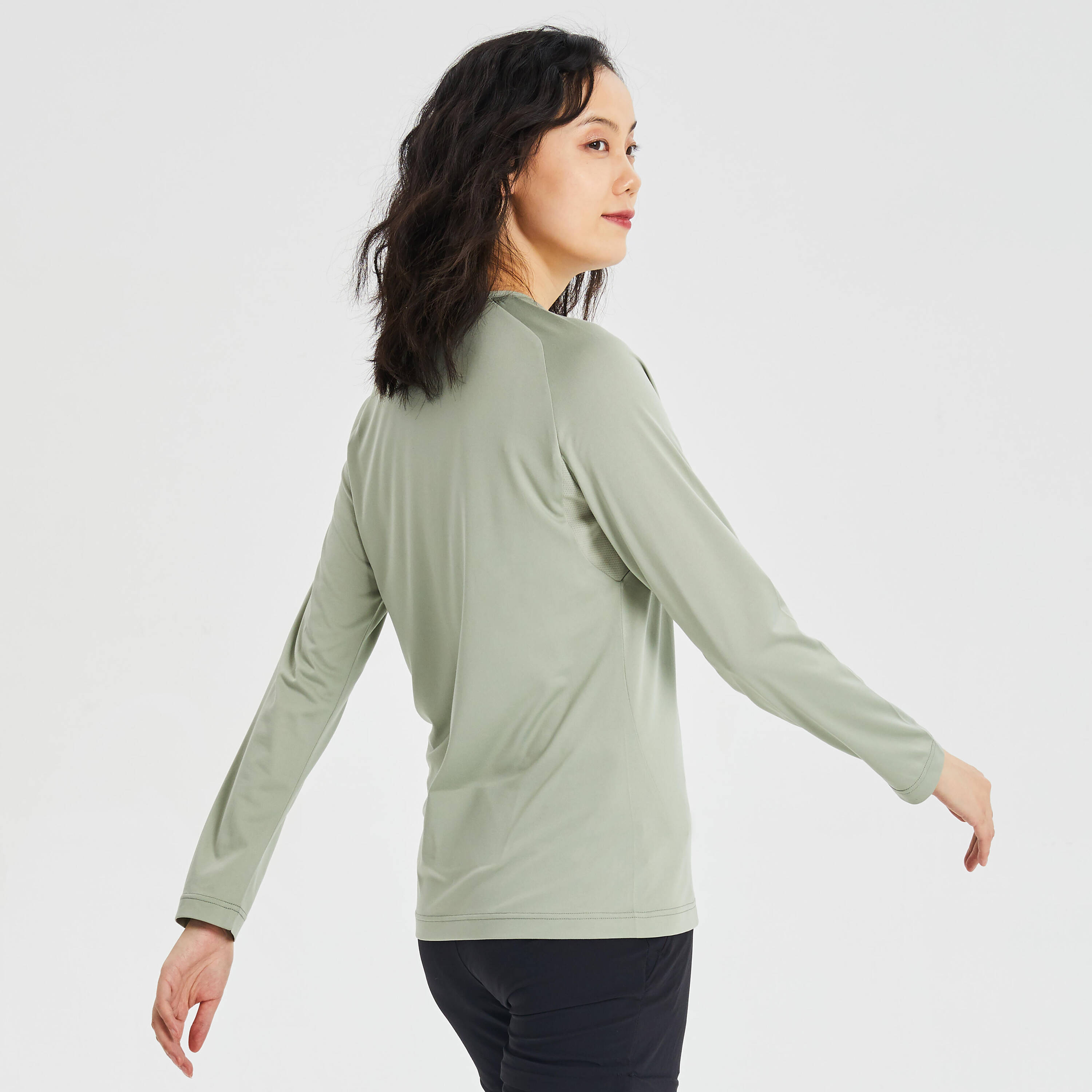 Women’s Long-sleeved Mountain Walking T-shirt MH550 -  4