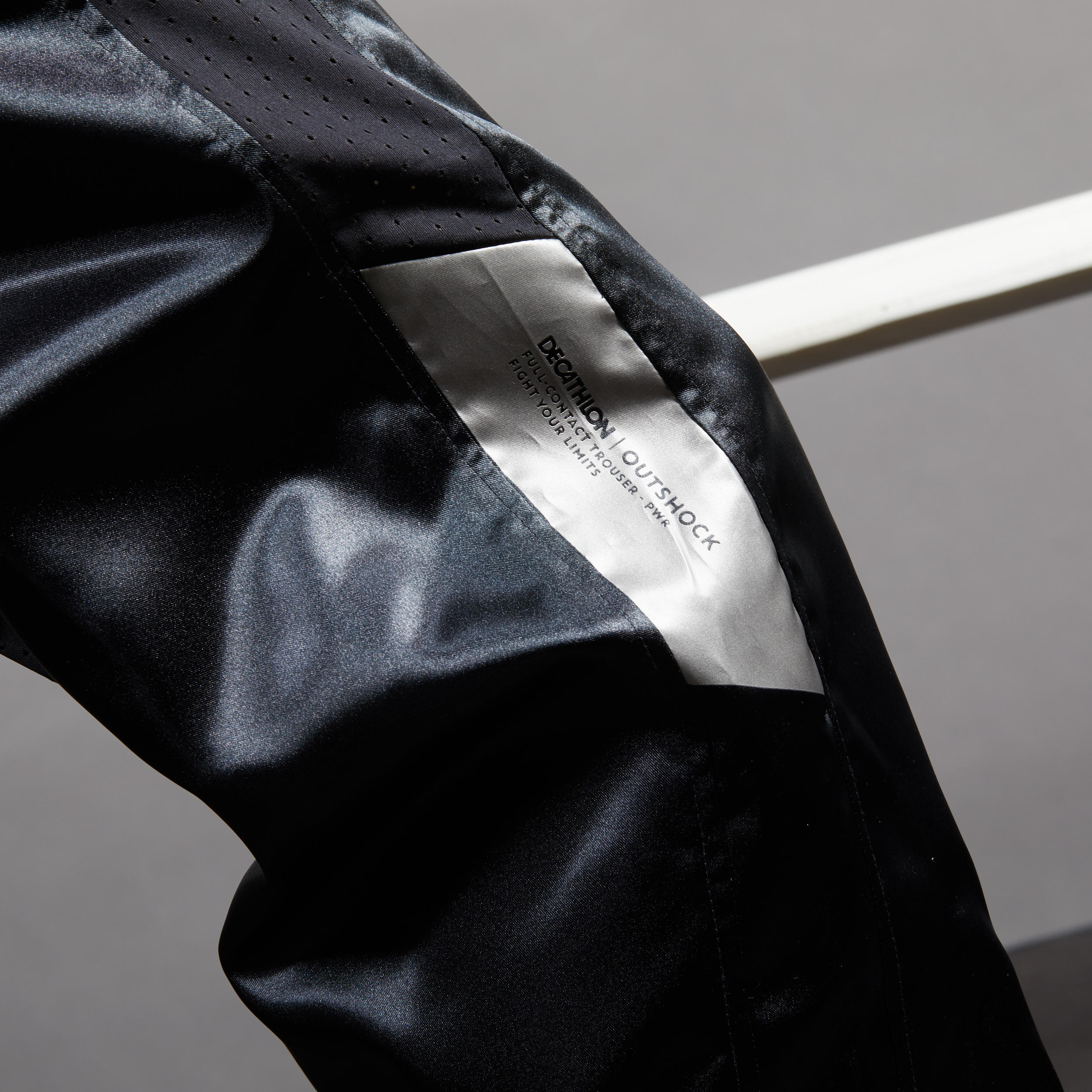 Pantalón kick boxing full contact Outshock 500 negro 3/7