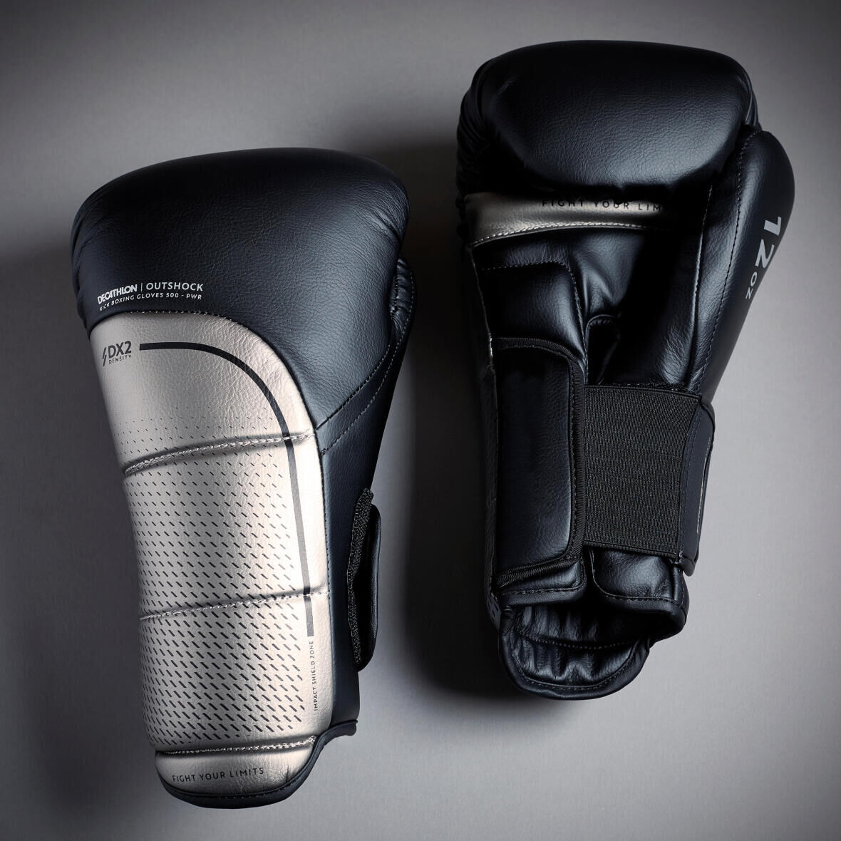 Kickboxing gloves