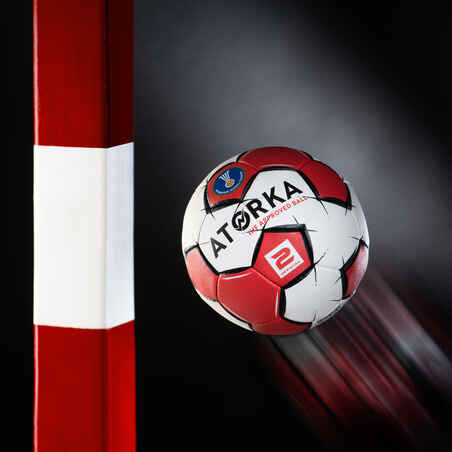 Handball H900 Größe 2 rot/weiß IHF zertifiziert