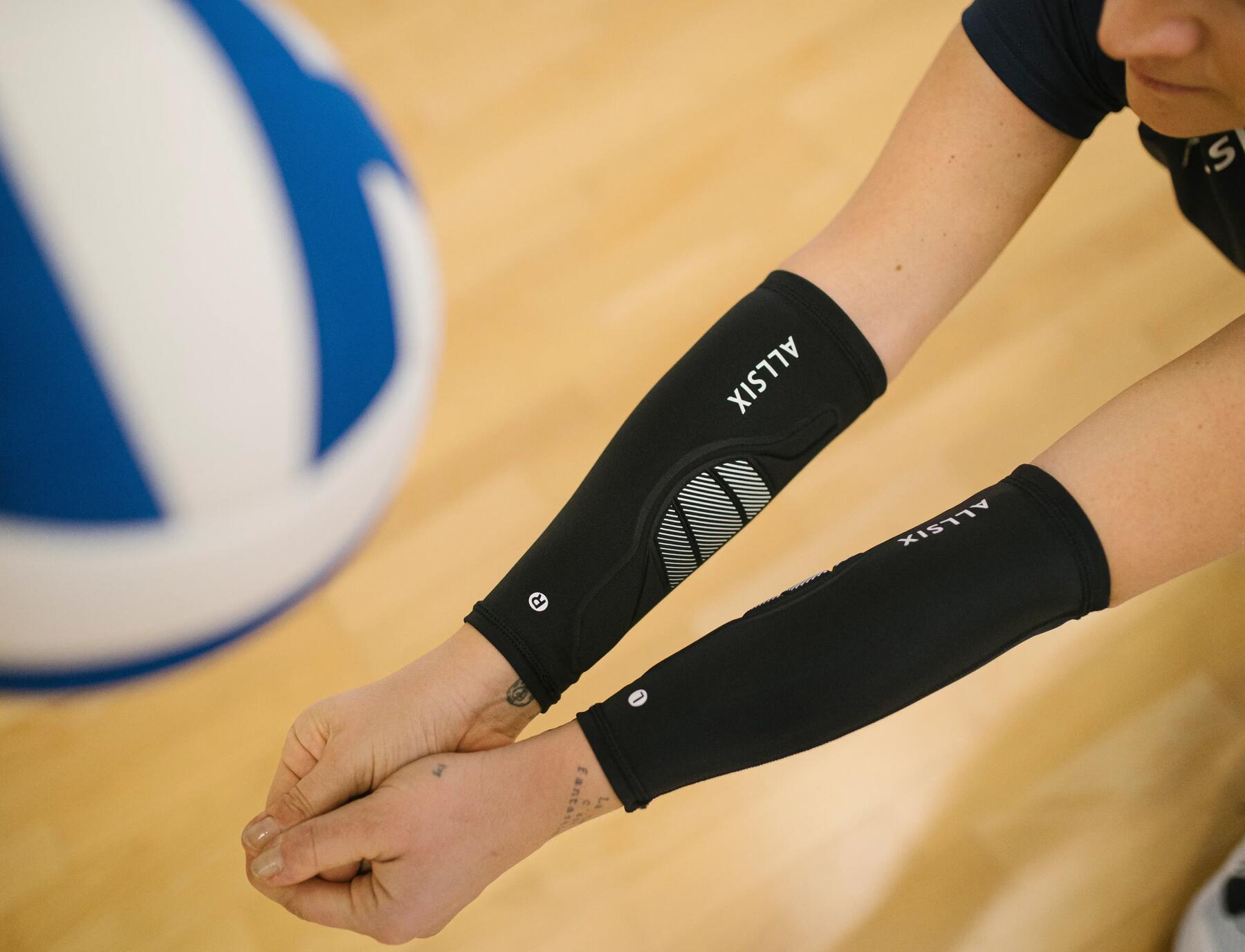 DAS RICHTIGE AUFPUMPEN EINES VOLLEYBALLS 