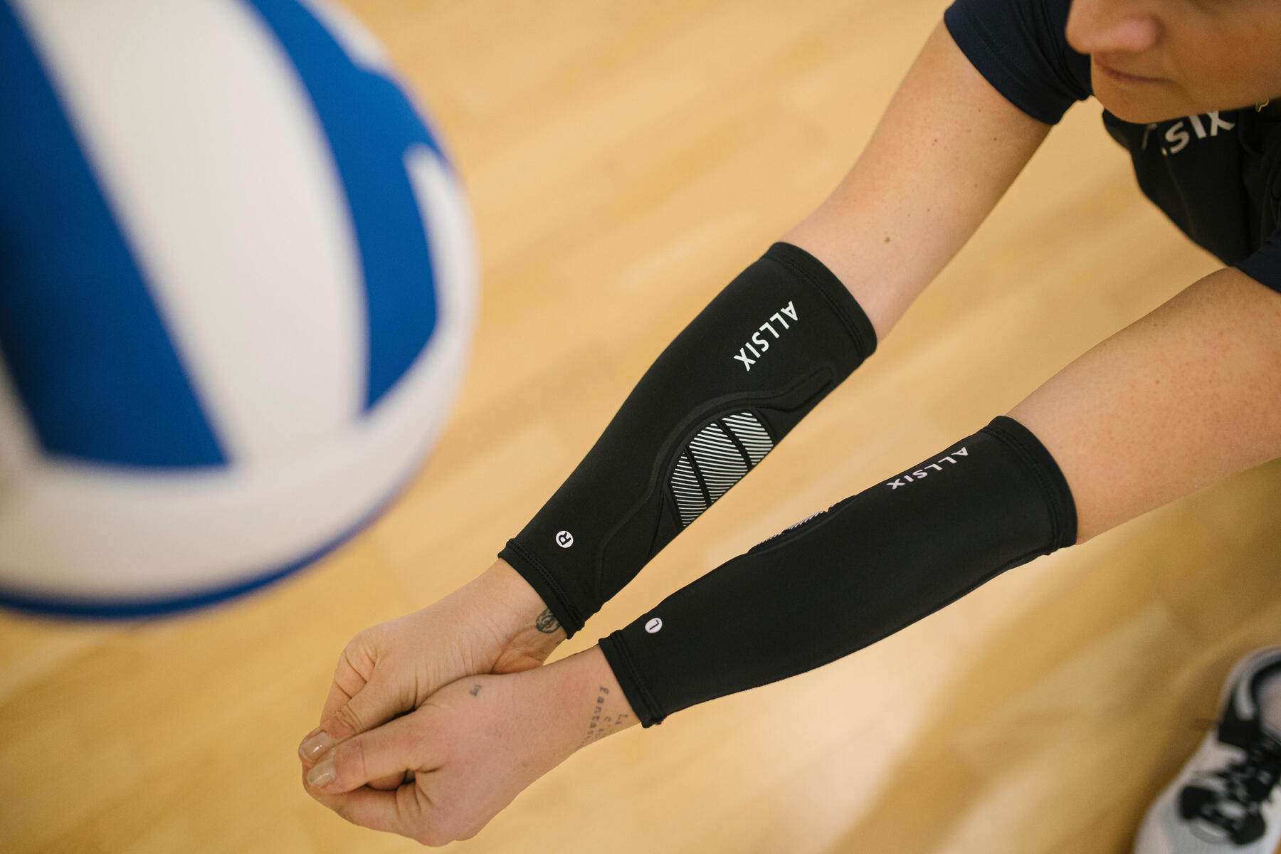manicotto su un pallone da pallavolo