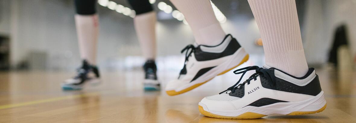 COME SCEGLIERE LE SCARPE DA PALLAVOLO