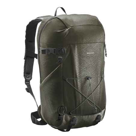 Mochila de montaña y trekking 30L Quechua NH100. Equipaje de mano.