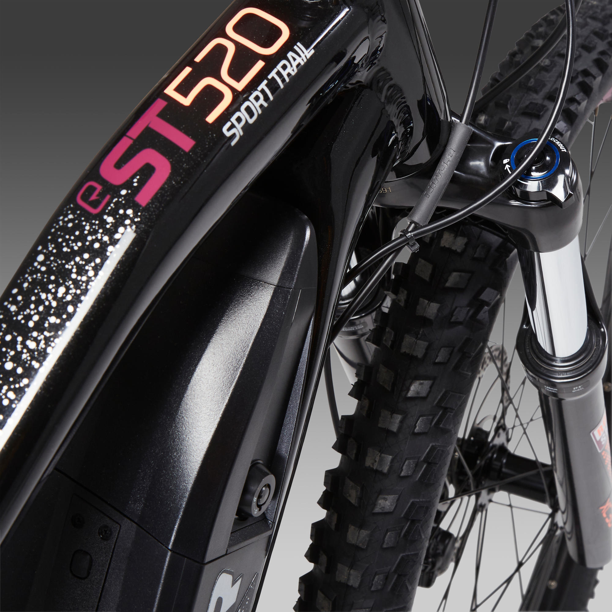Mtb elettrica a pedalata assistita donna Rockrider E-ST520 nera 27,5\