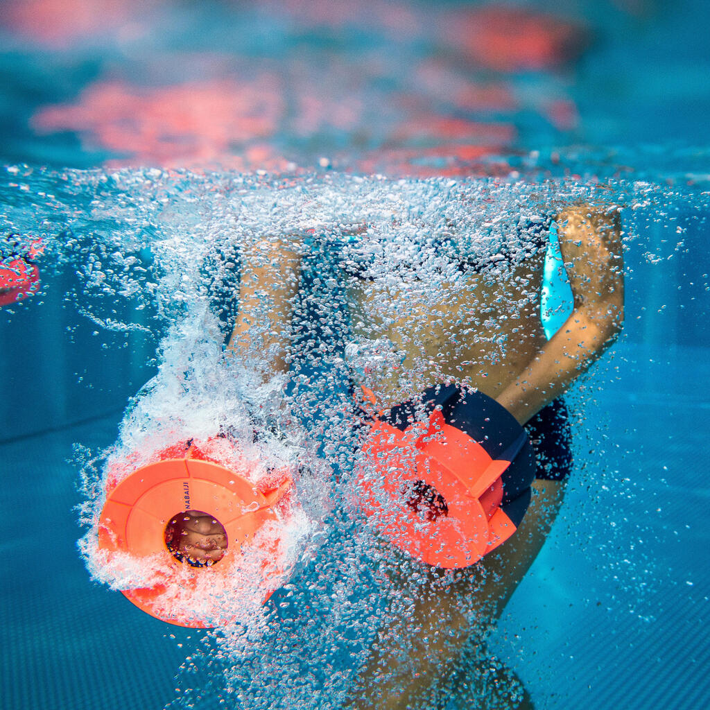 Ūdens aerobikas, dažādu ūdens disciplīnu treniņu hanteles “R360”, zilas, oranžas