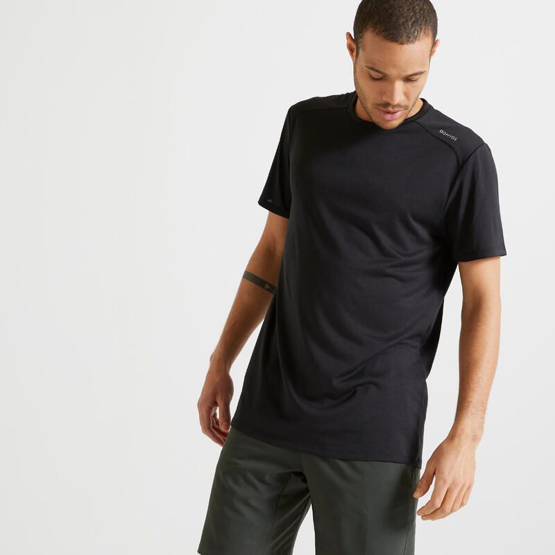 T-shirt uomo fitness essential 100 traspirante nera