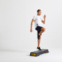 חולצת טריקו אקולוגית לאימון קרדיו דגם 120 לגברים - לבן עם הדפס