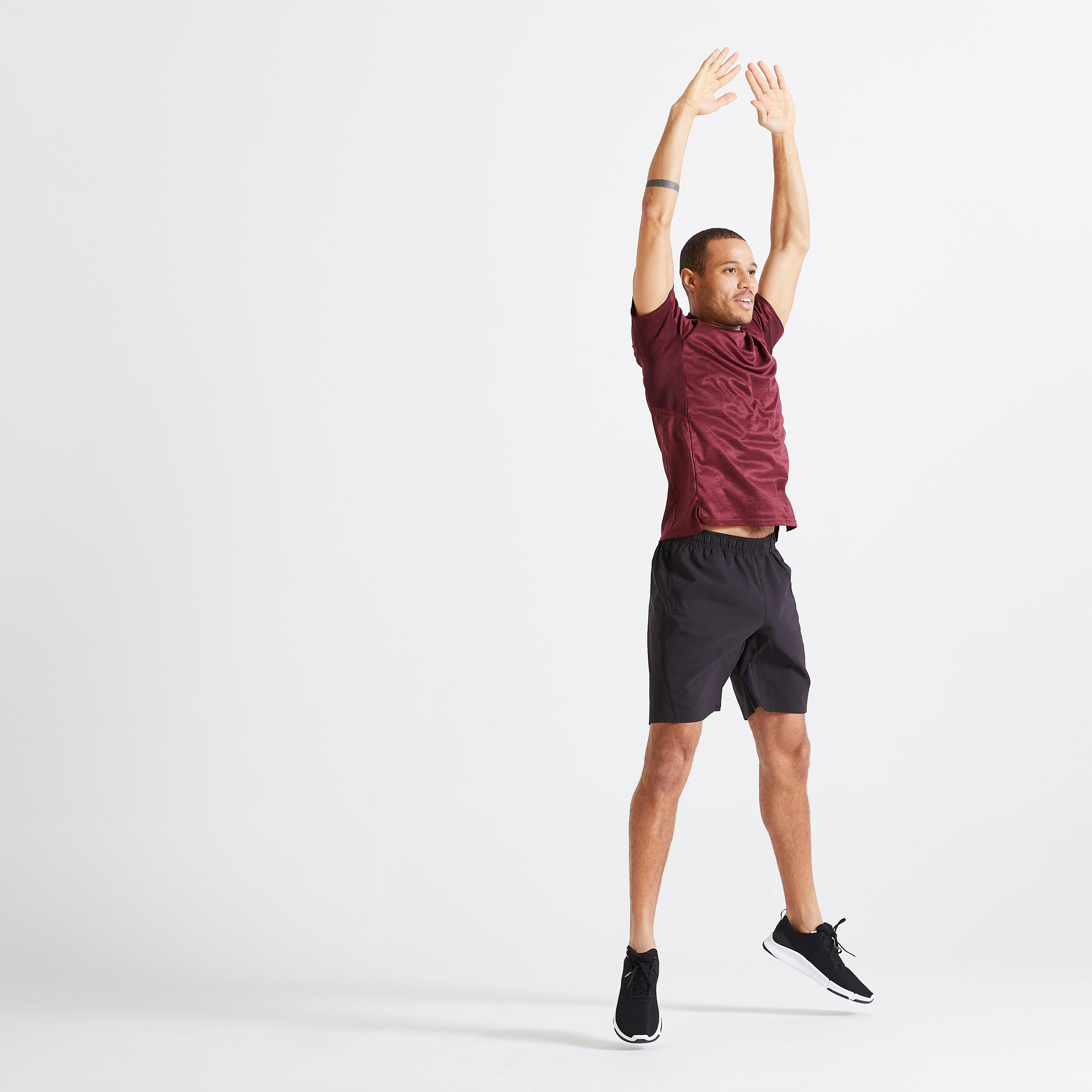 Men's Zip Pocket Breathable Essential Fitness Shorts - Plain Black 2/5