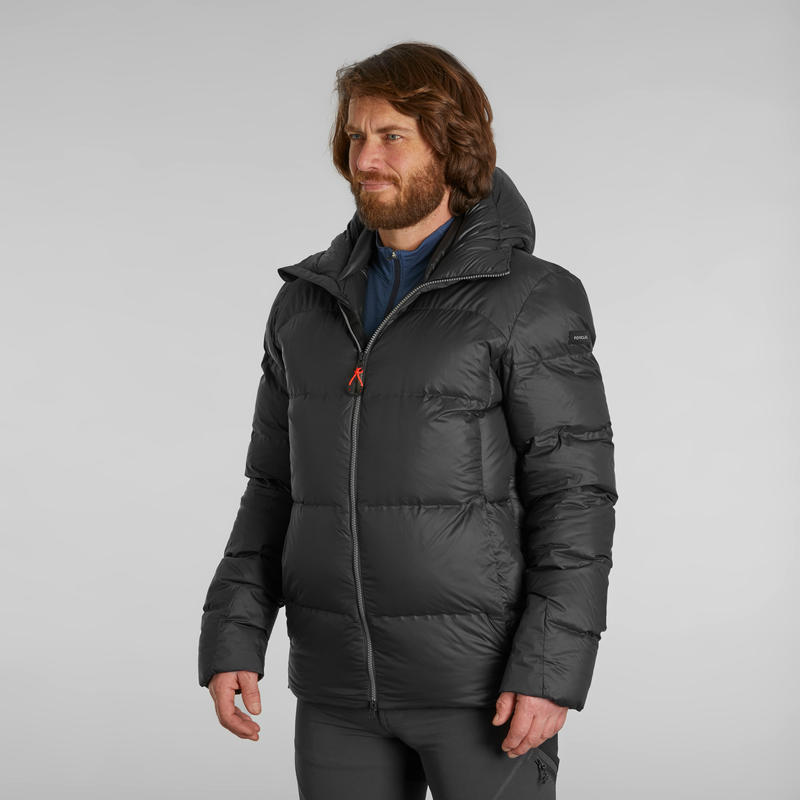 เสื้อแจ็คเก็ตดาวน์สำหรับผู้ชายใส่เทรคกิ้งบนภูเขารุ่น Trek 900 พิกัดอุณหภูมิสบาย -18°C (สีดำ)