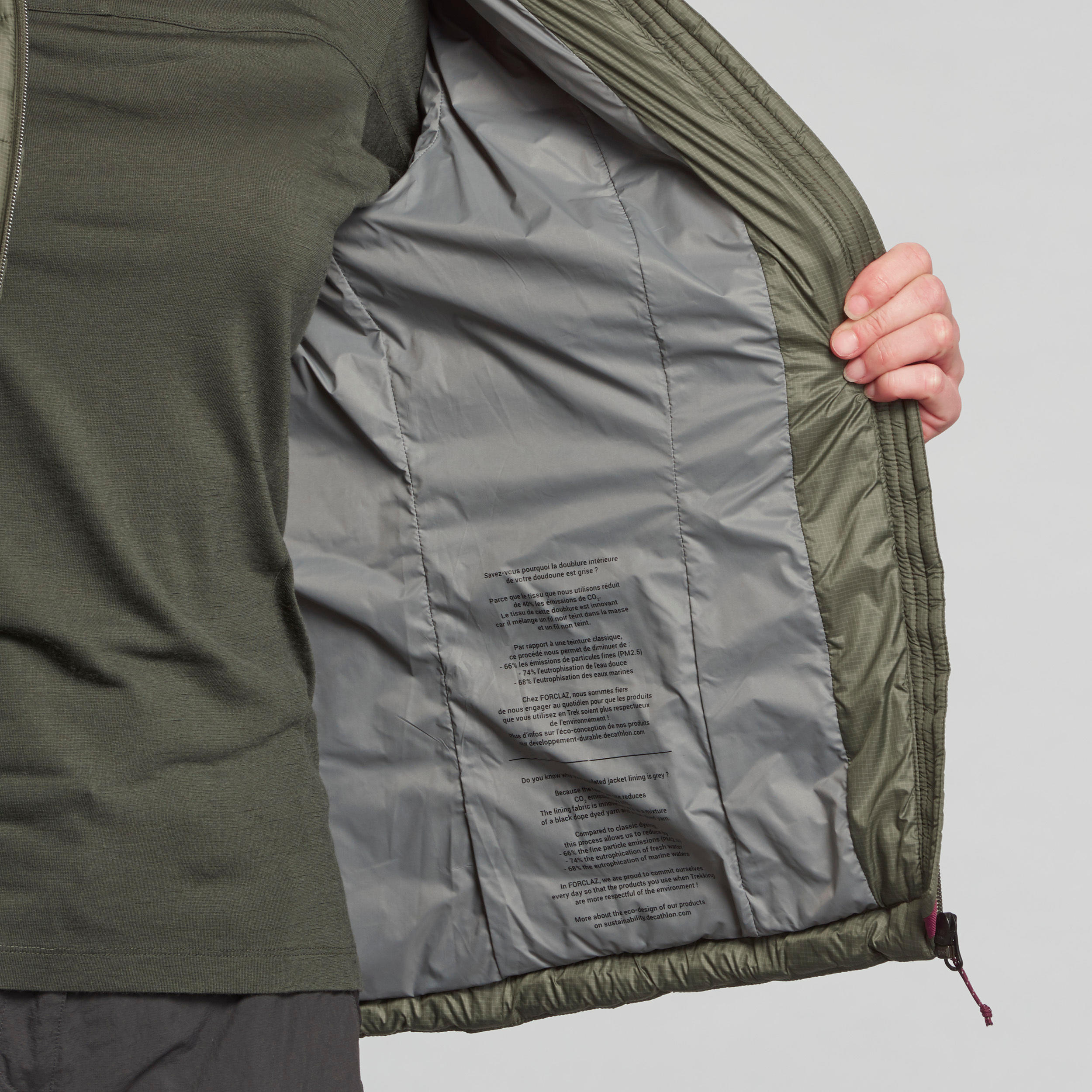 Wattierte Jacke mit Kapuze Trekking MT100 Damen khaki 7/8