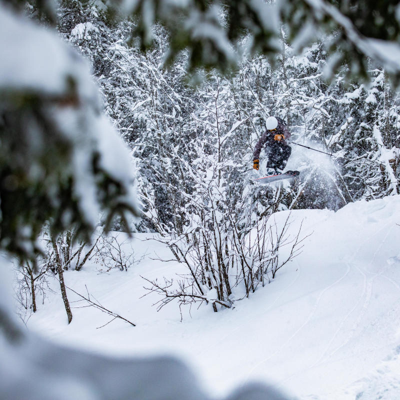 découvrir le ski freeride avec Decathlon