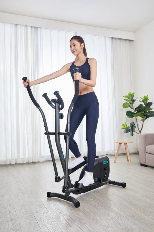 Entry-Price Cross Trainer Essential 100