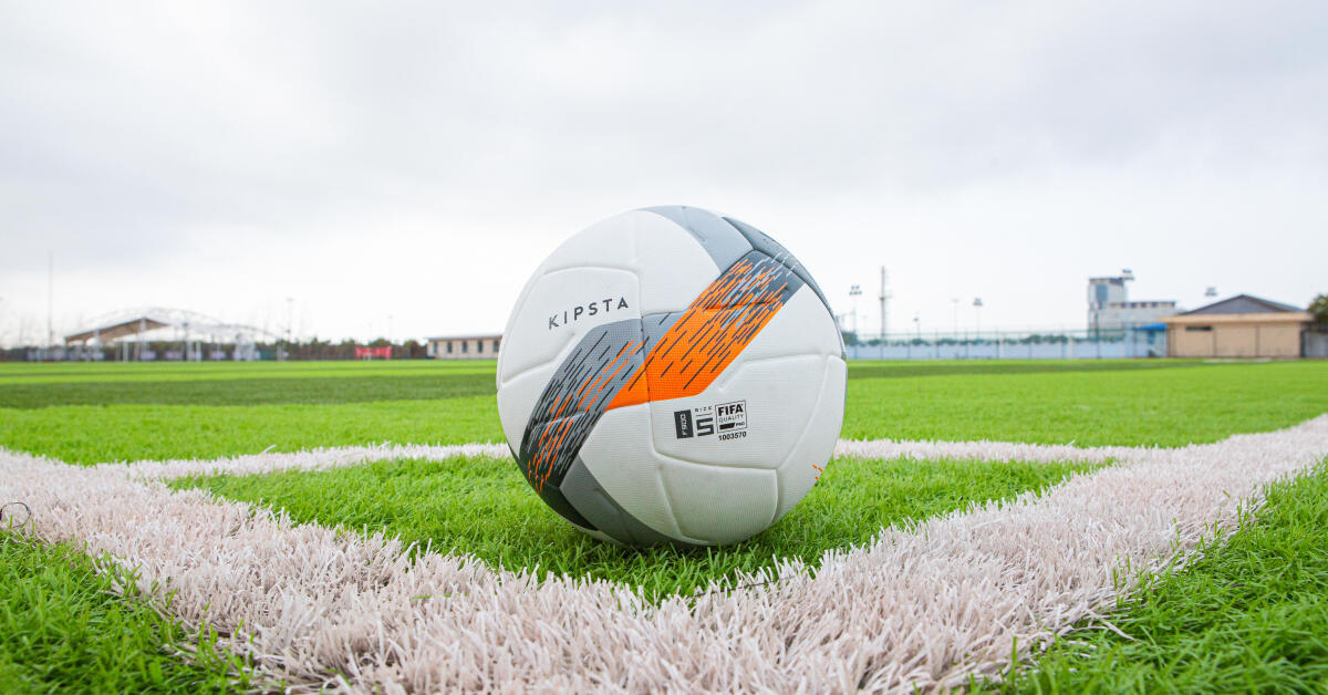 Meteor Pallone da Calcio Cucito per Bambini Adolescenti e Adulti 5 4 3 1 Dimensioni e 4 Colori Perfetto per Allenamento Giochi Ricreativi 