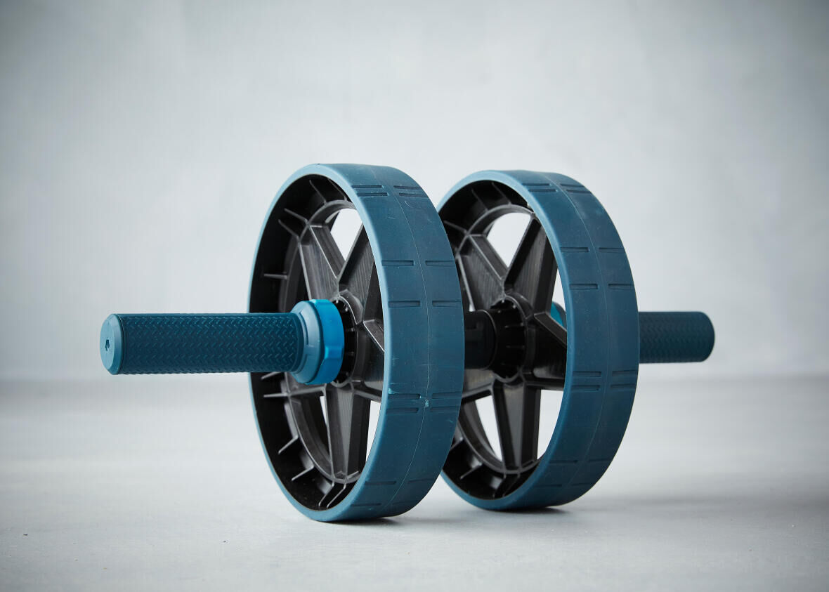 Work on your abs with the ab wheel