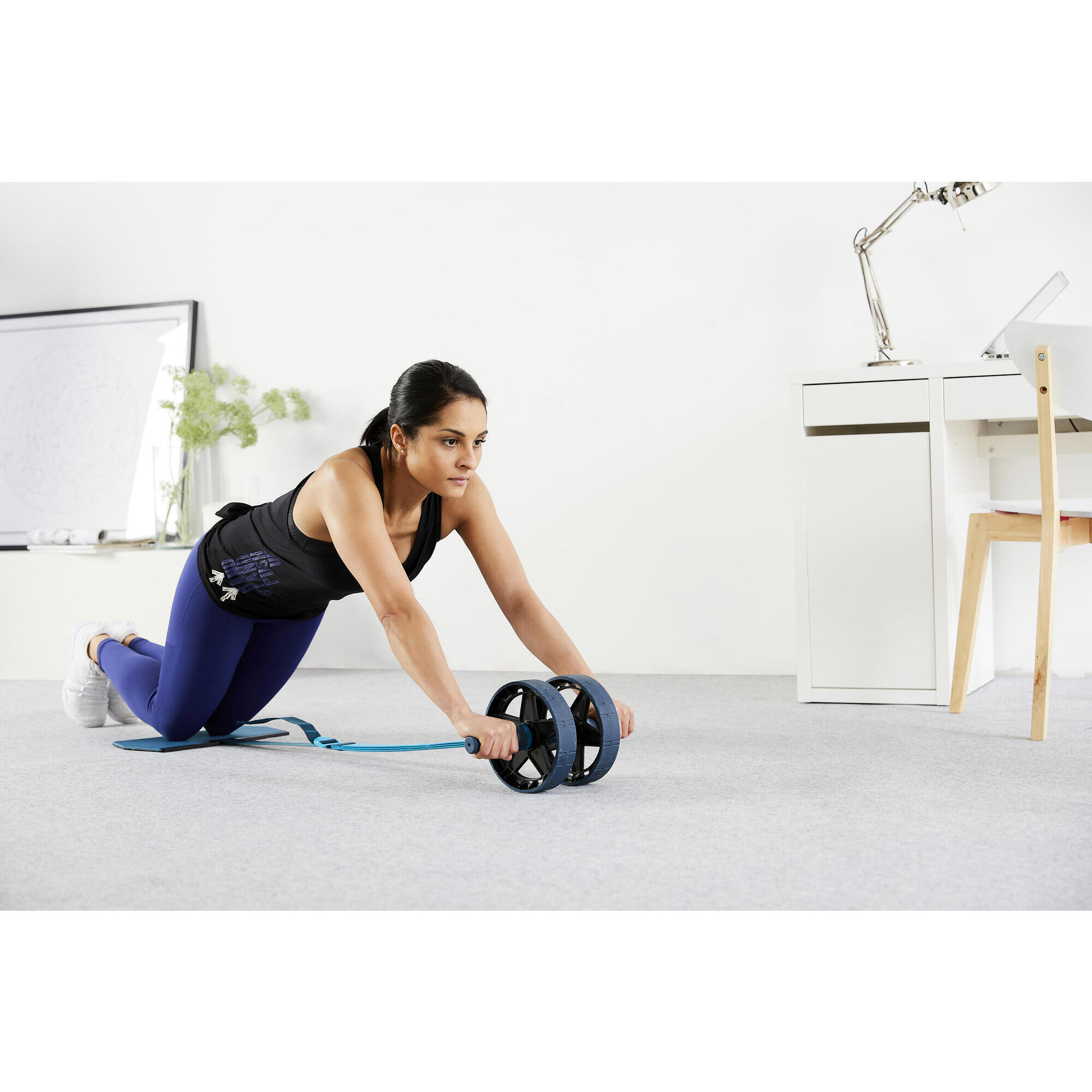 Squatz Digital Ab Roller Wheel - Ultra Wide Ab Wheel with Pilates Mat, for  Abdominal and Core Strength Training with Exercise Program, With Rubber