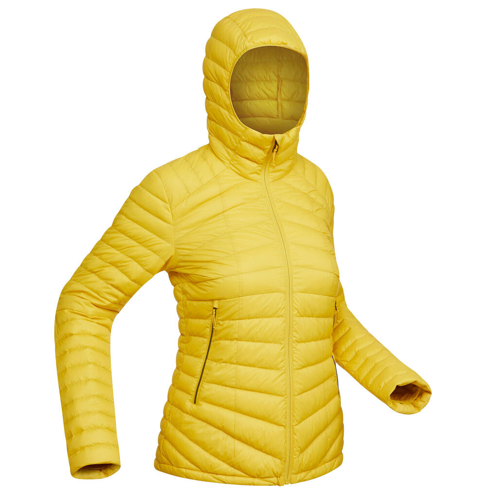 Sieviešu kalnu trekinga dūnu jaka ar kapuci “MT100”, līdz -5 °C