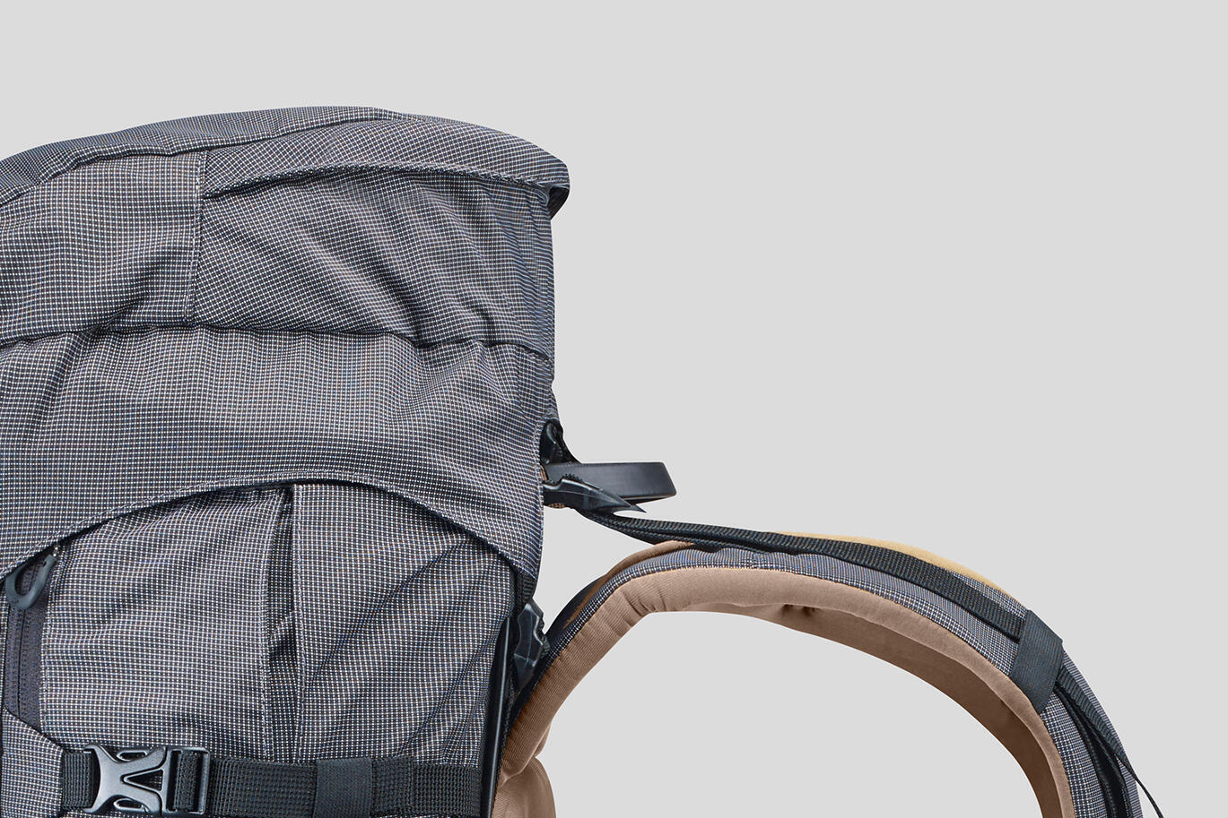 What are the straps between the top of the shoulder straps and the top of the back of the bag for?
