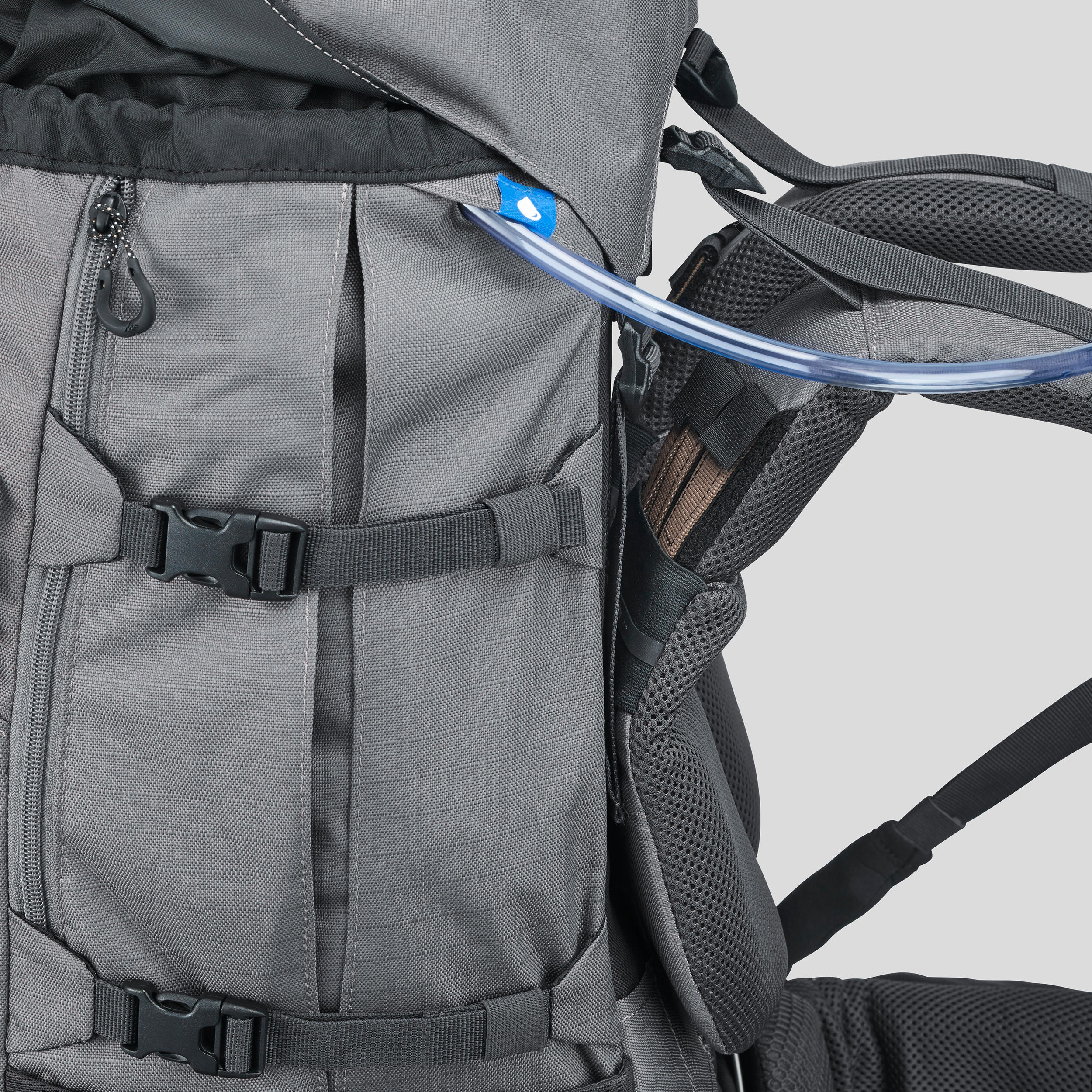 Рюкзак для горных походов мужской TREK 900 SYMBIUM 50+10 л FORCLAZ