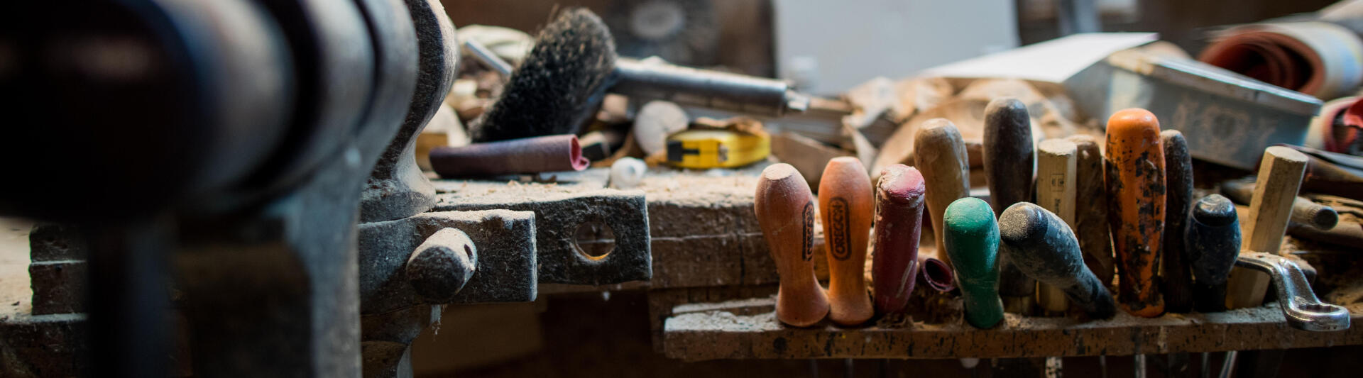 L'atelier du sculpteur sur bois Christian Belmas